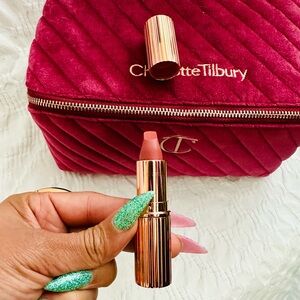 Charlotte Tilbury Full Size Universal Pink Pillow Talk Lipstick